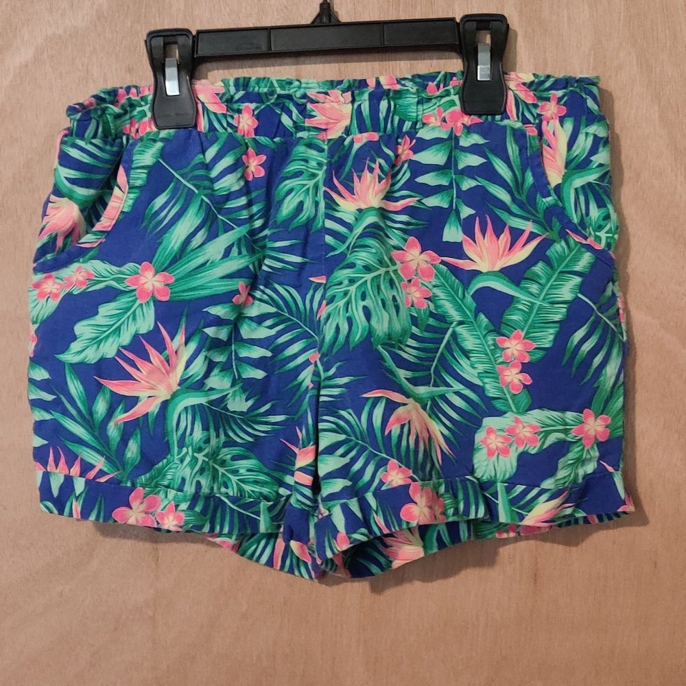 Girl Plus Size Tropical shorts